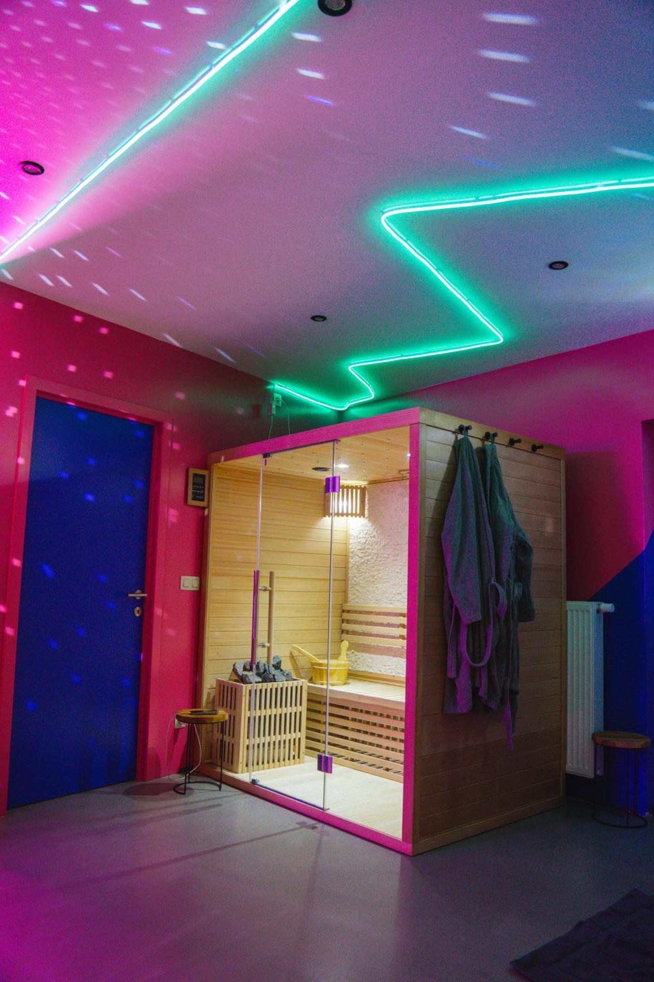 לה לובייר Capsule Boogie-Woogie - Jacuzzi - Sauna - Billard - Jeux - Ecran Geant - Filet Suspendu - Netflix מראה חיצוני תמונה