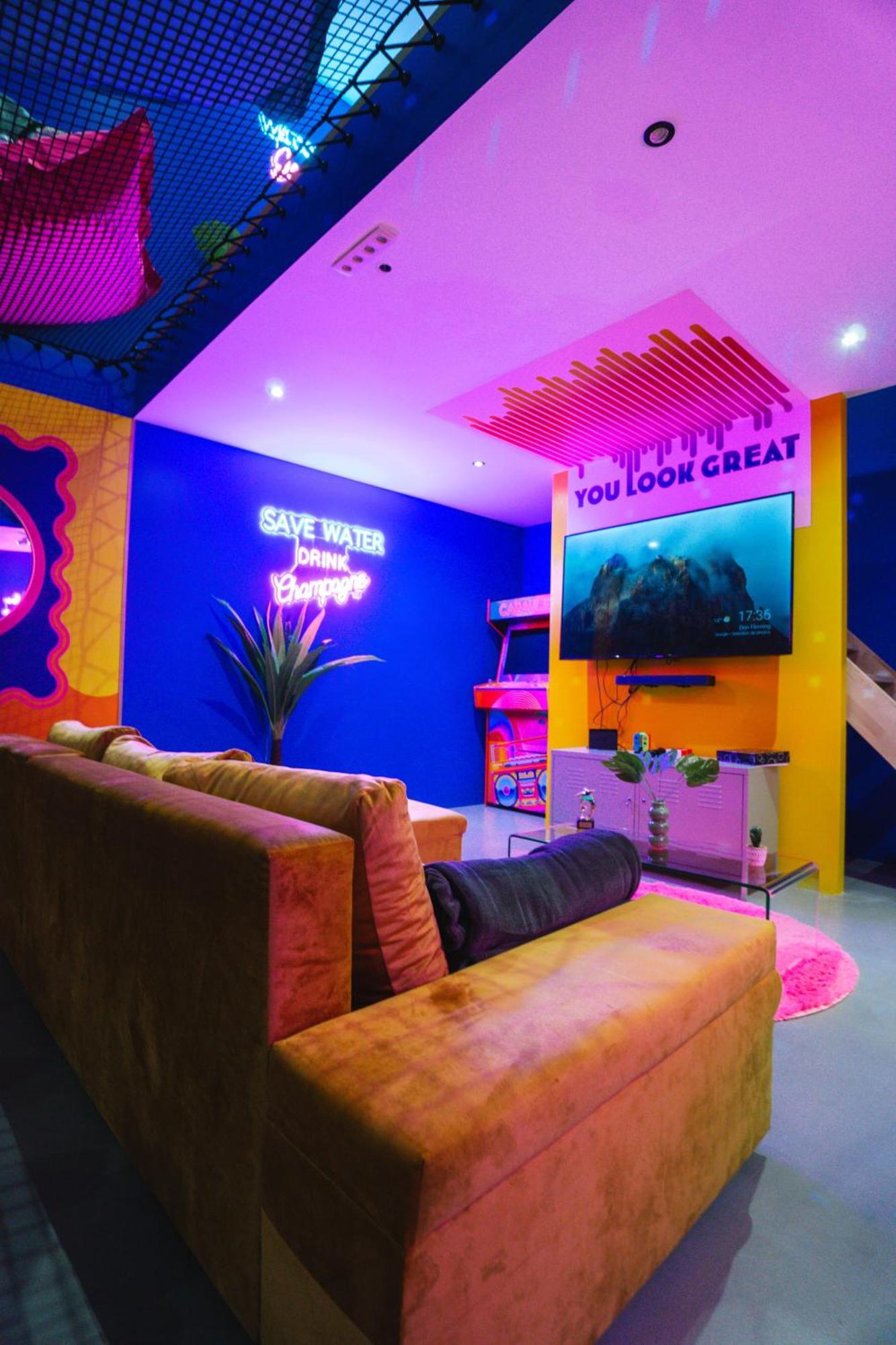 לה לובייר Capsule Boogie-Woogie - Jacuzzi - Sauna - Billard - Jeux - Ecran Geant - Filet Suspendu - Netflix מראה חיצוני תמונה